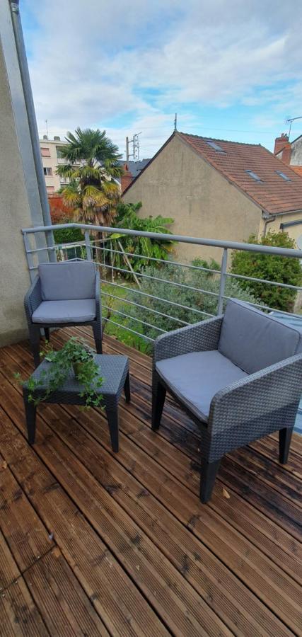 Charmant T2 Avec Grande Terrasse Quartier Jardin Massey Tarbes Exterior photo
